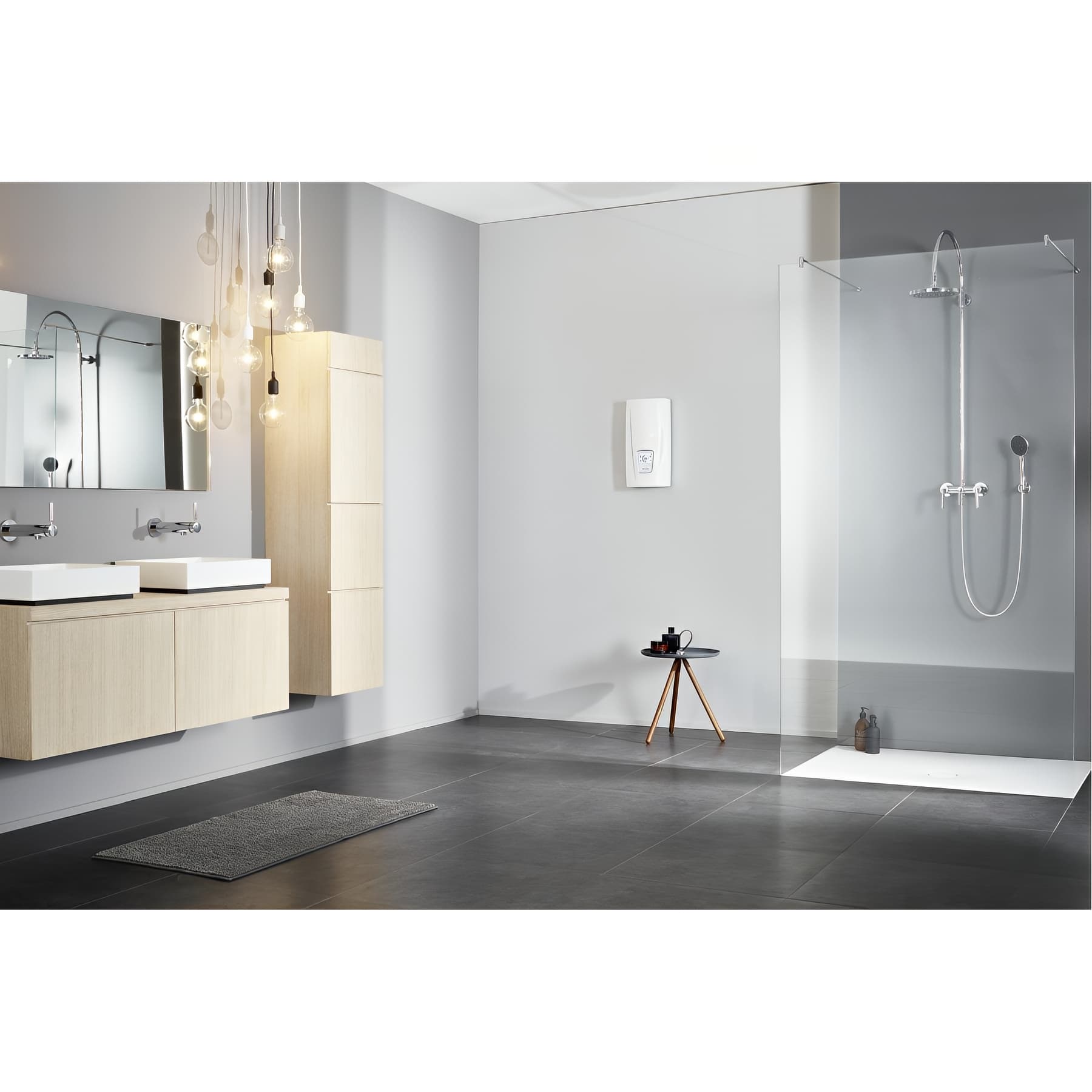 Chauffe-eau compact instantané triphasé 380V DSX Touch 27kW 39A livre avec télécommande