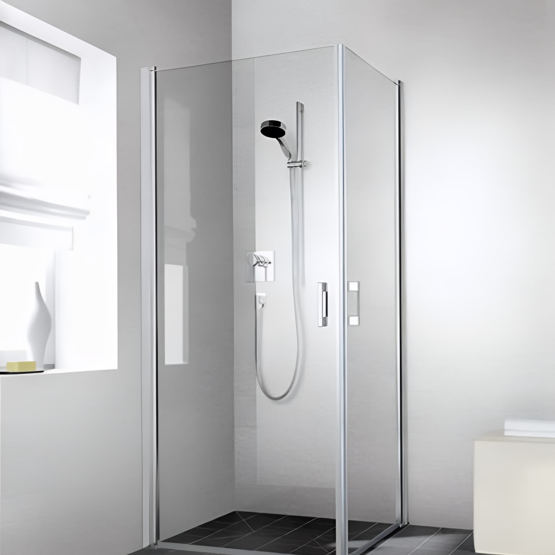 Demi paroi de douche angle pivotante largeur 80cm hauteur 200 cm profilé argent poli verre clair